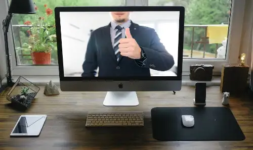 Online-Vorstellungsgespräch Online-Vorstellungsgespräch